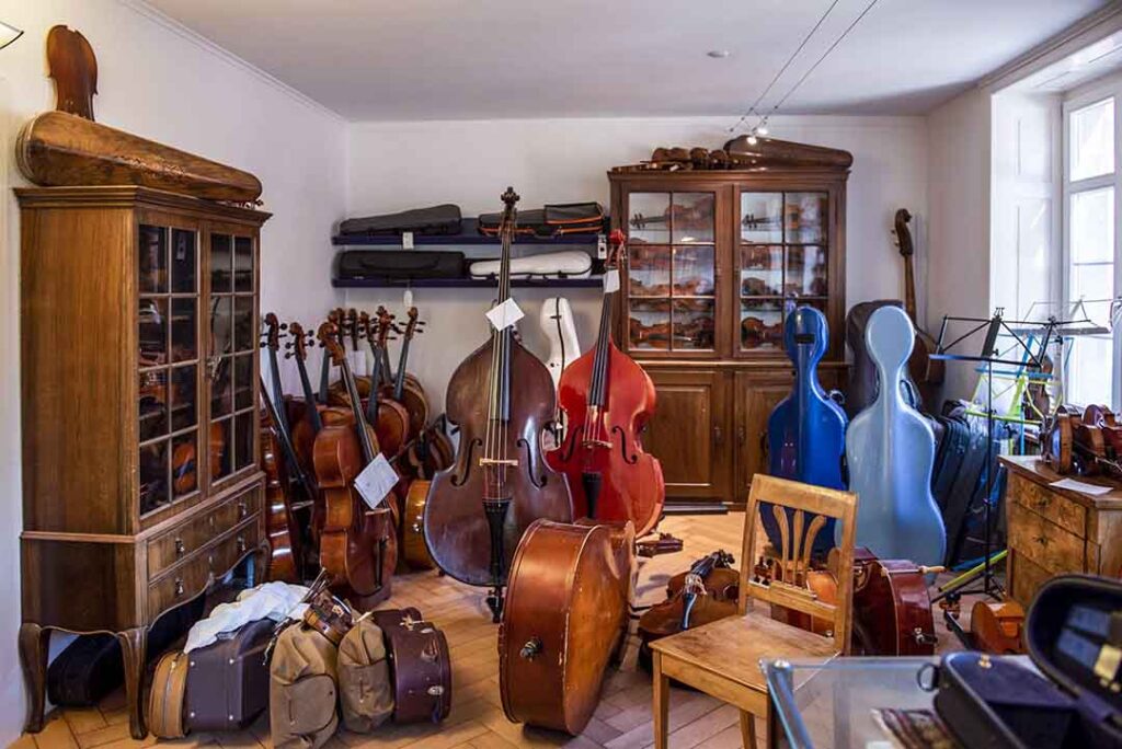 Foto Geigen und Cellos